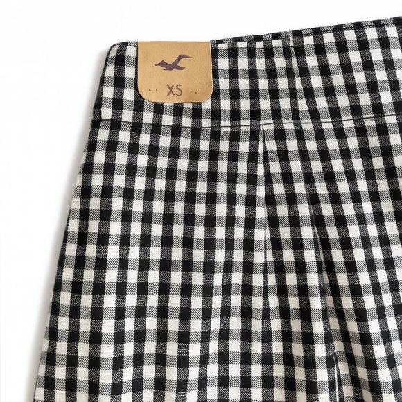 Hollister XS Black & White Plaid Mini Skirt NWT - Picture 4 of 4